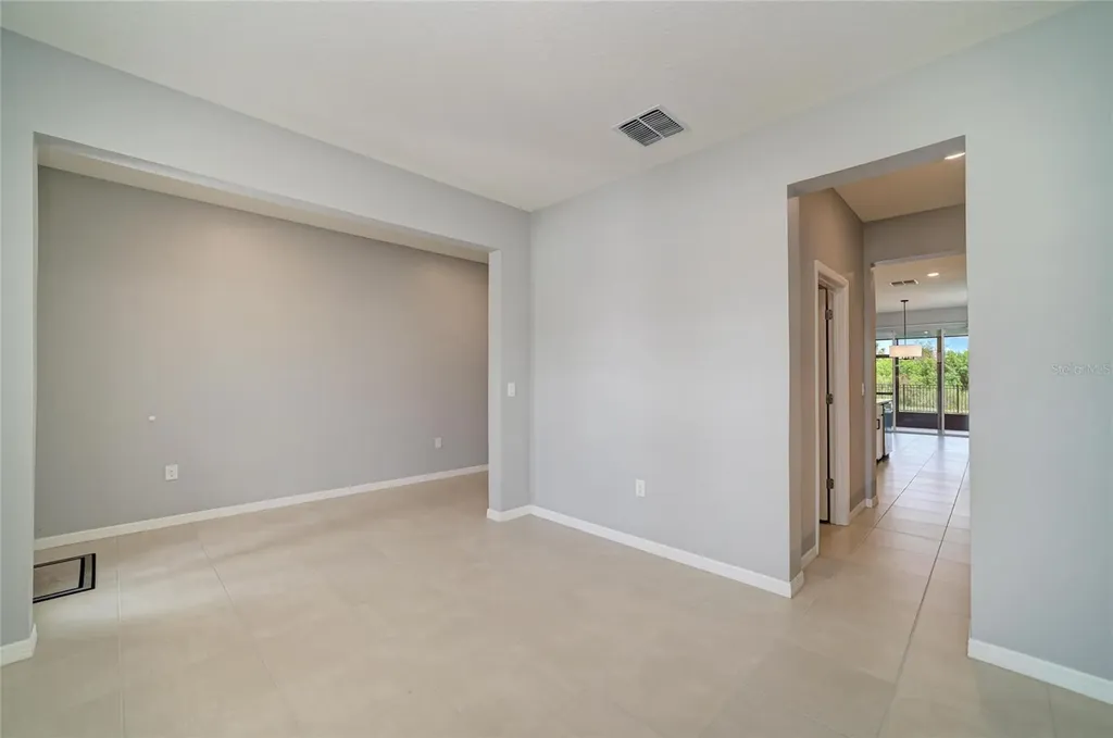 2230 Marsh Harbour Loop Bradenton FL 34208