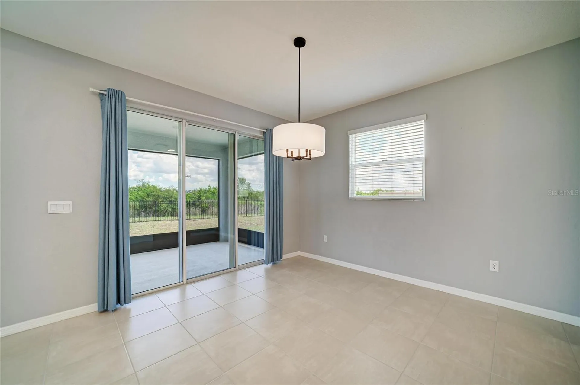 2230 Marsh Harbour Loop Bradenton FL 34208