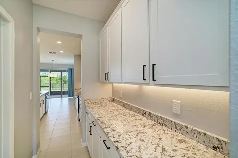 2230 Marsh Harbour Loop Bradenton FL 34208