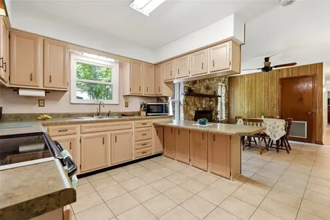 5280 NE 53rd Terrace High Springs FL 32643