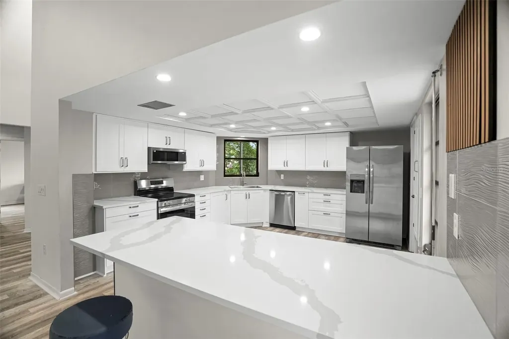 210 Edgewood Avenue Clearwater FL 33755