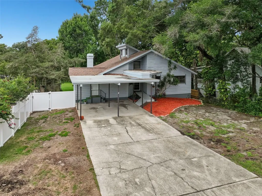 210 Edgewood Avenue Clearwater FL 33755
