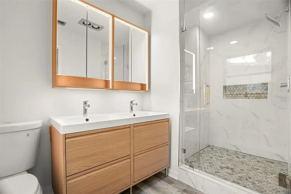 210 Edgewood Avenue Clearwater FL 33755