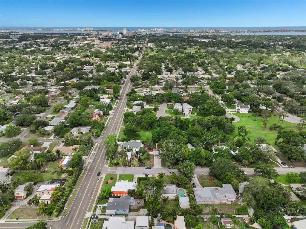 210 Edgewood Avenue Clearwater FL 33755