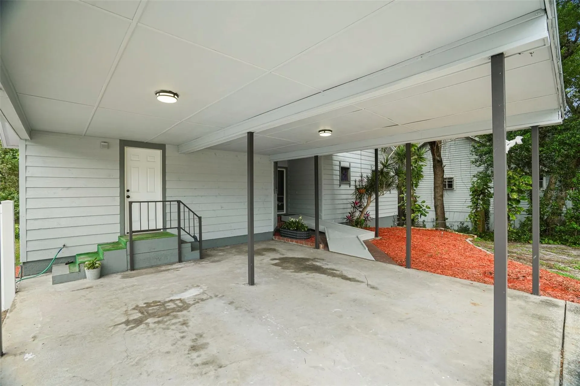 210 Edgewood Avenue Clearwater FL 33755