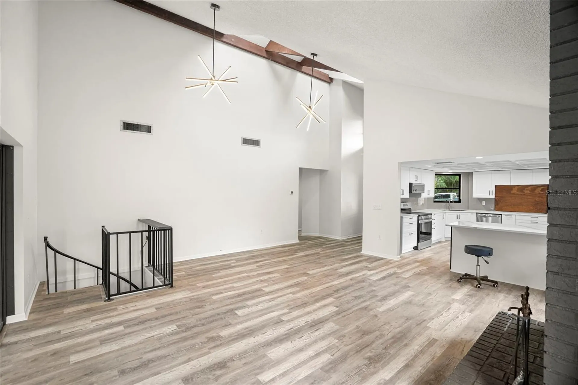 210 Edgewood Avenue Clearwater FL 33755