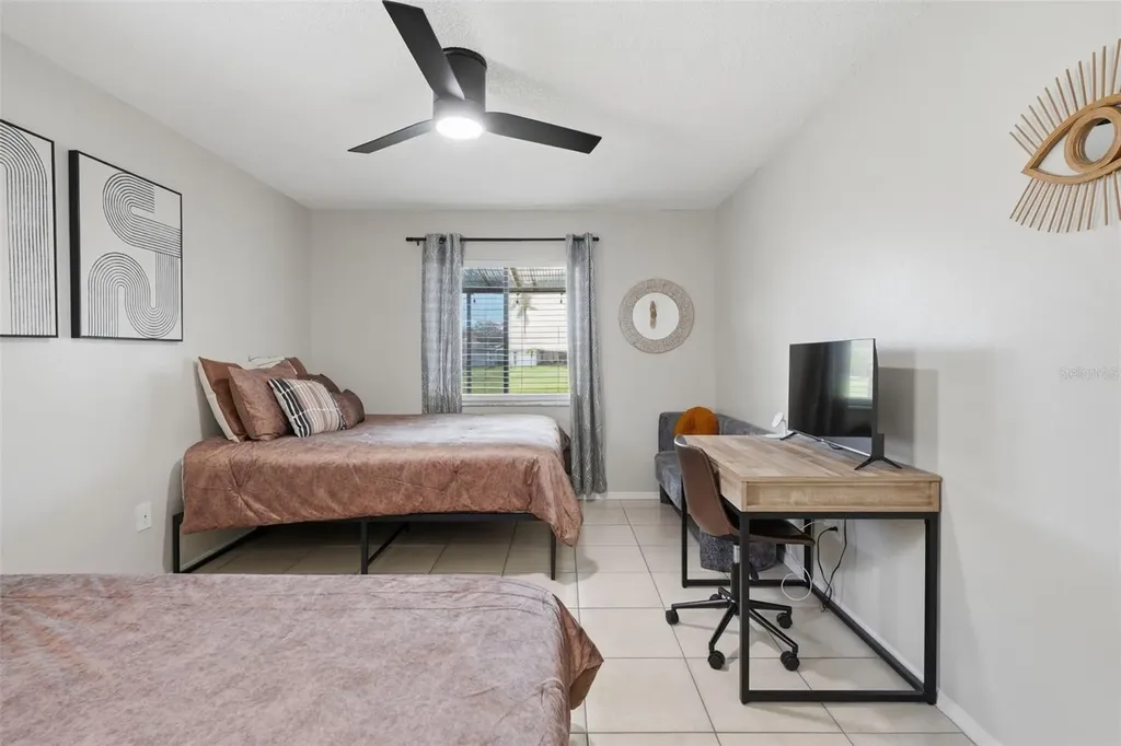 1009 Whalebone Bay Drive Kissimmee FL 34741