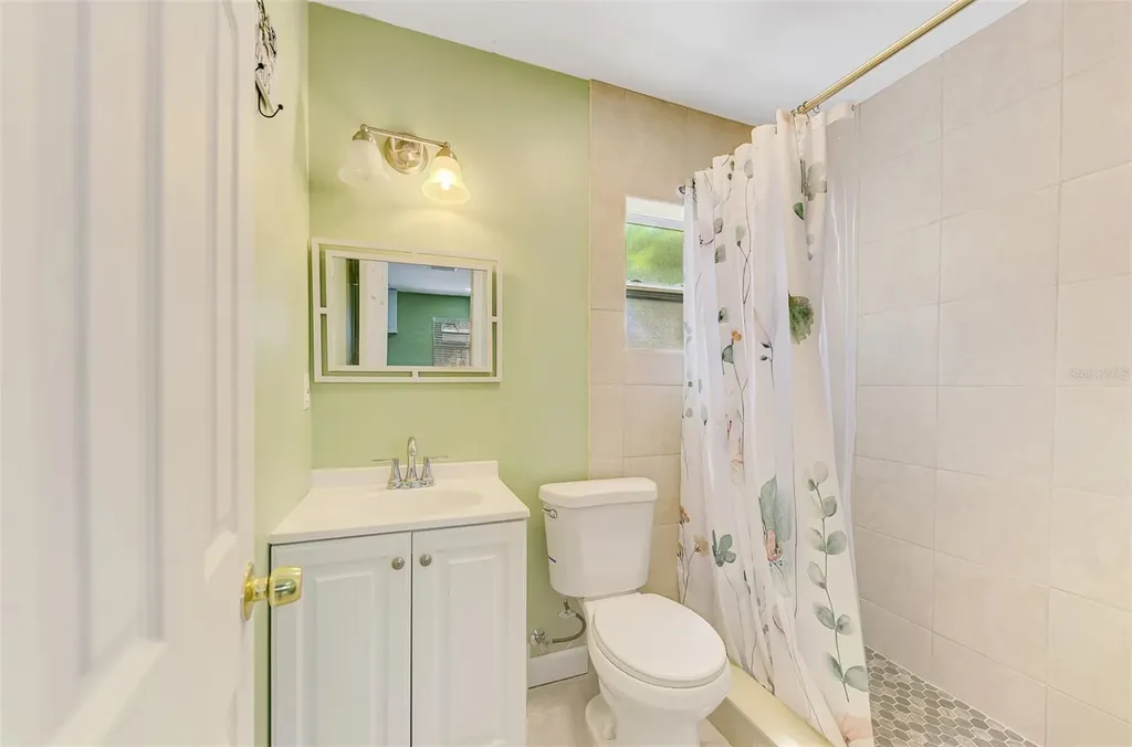 1420 19th Avenue W Bradenton FL 34205
