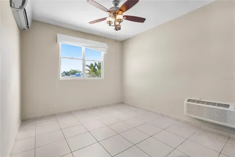Urb Mirabella Village Calle Nacar Bayamon PR 00961