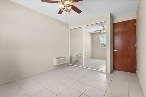 Urb Mirabella Village Calle Nacar Bayamon PR 00961