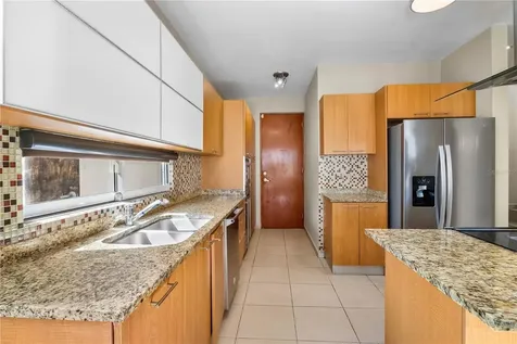 Urb Mirabella Village Calle Nacar Bayamon PR 00961
