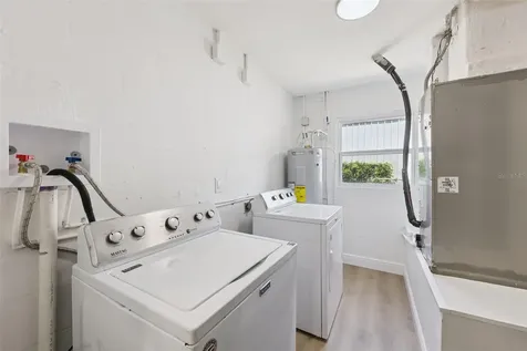 5327 Rundle Road Orlando FL 32810