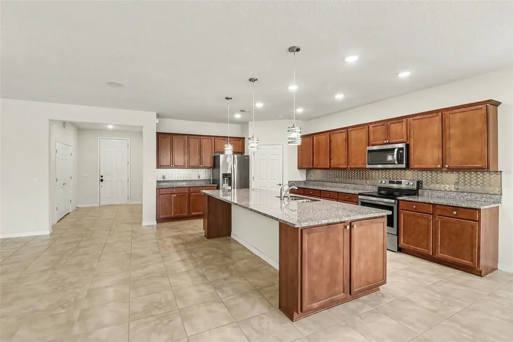 2898 Matera Drive St Cloud FL 34771