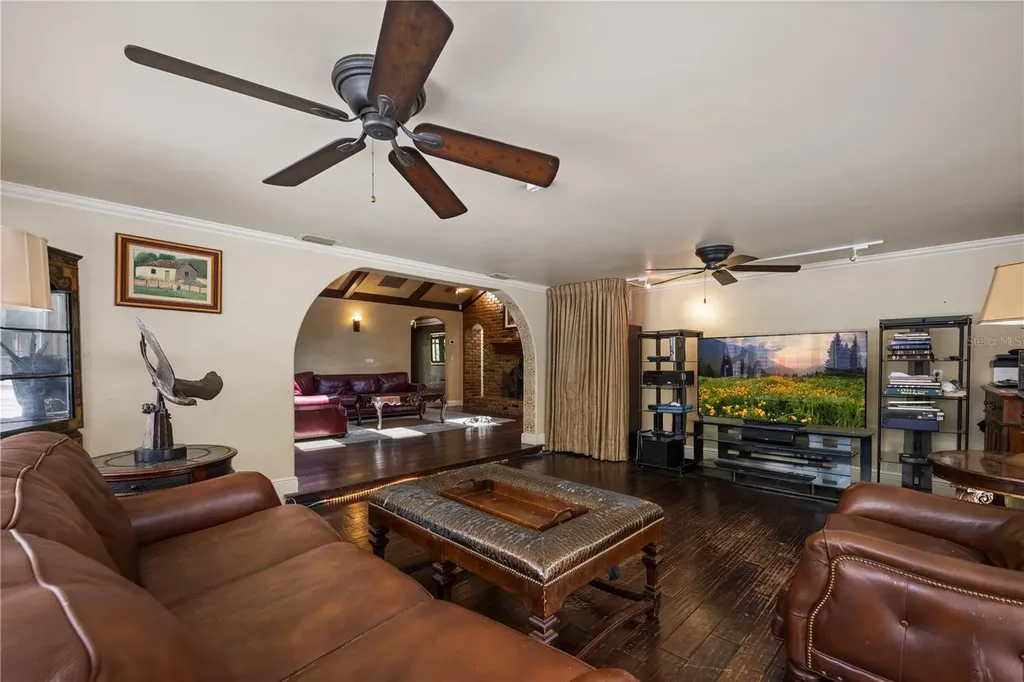 2009 Woody Drive Windermere FL 34786