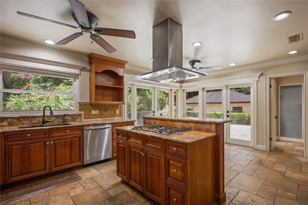 2009 Woody Drive Windermere FL 34786