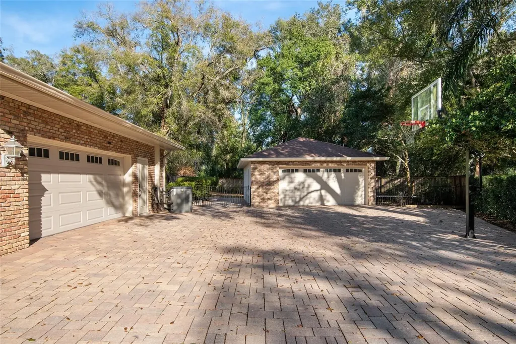 2009 Woody Drive Windermere FL 34786