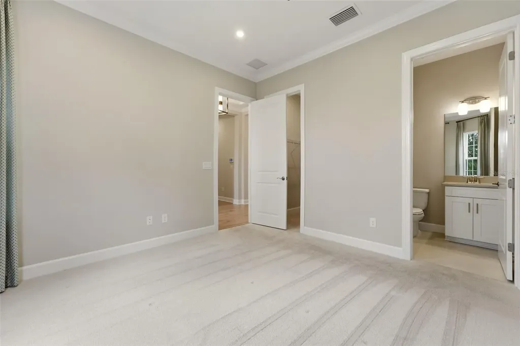 7708 Moonbeam Avenue Sarasota FL 34241
