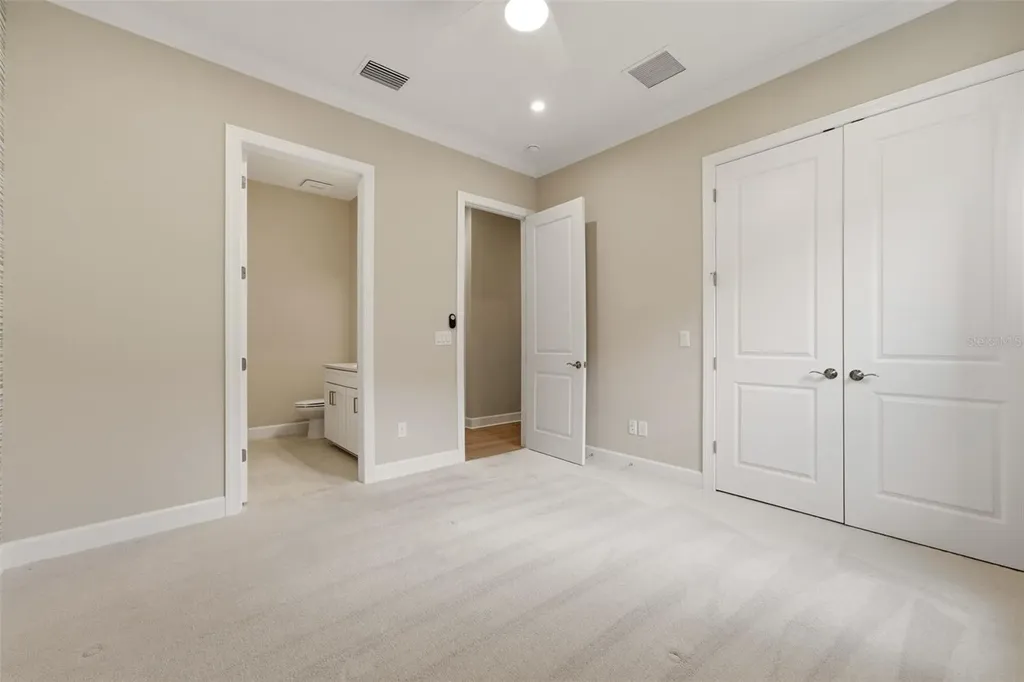 7708 Moonbeam Avenue Sarasota FL 34241