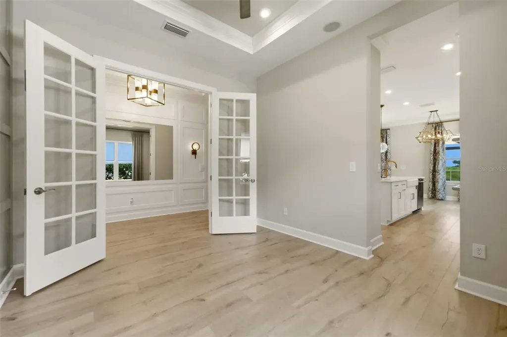 7708 Moonbeam Avenue Sarasota FL 34241