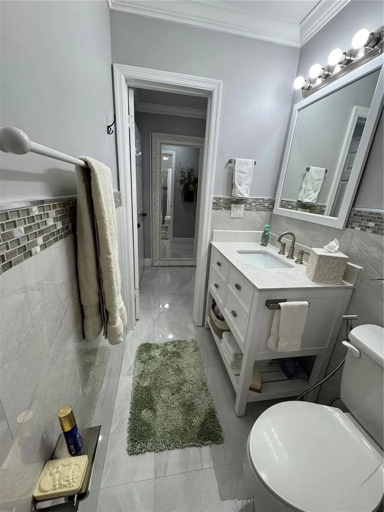 14821 Palmetto Palm Avenue Miami Lakes FL 33014