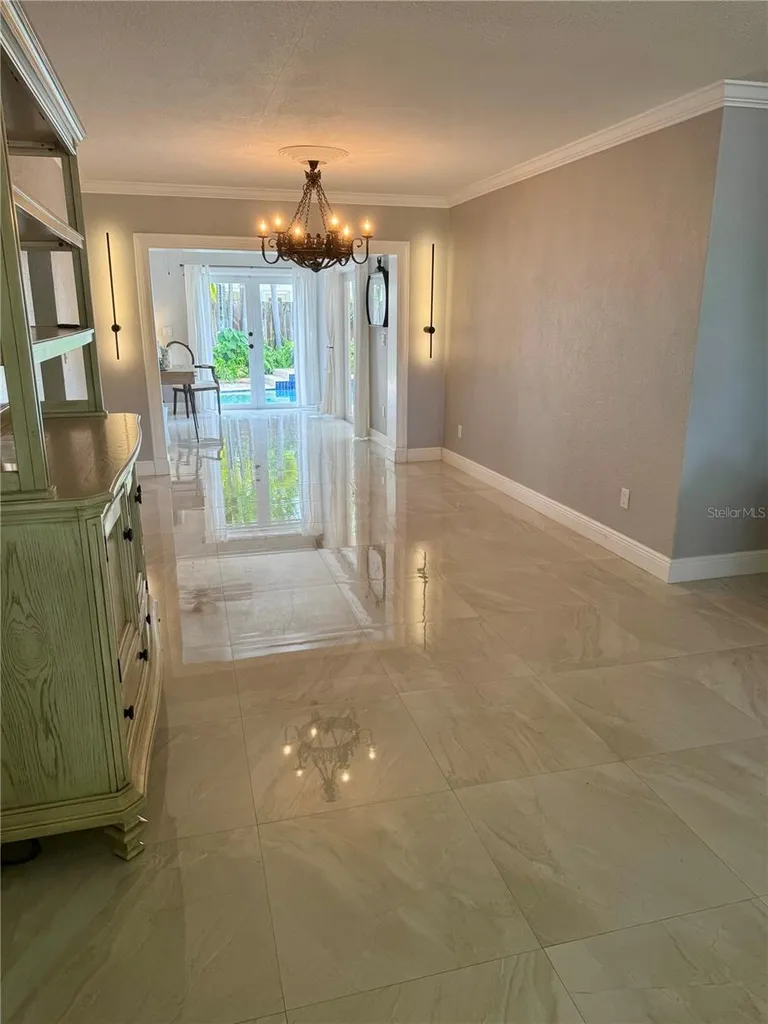 14821 Palmetto Palm Avenue Miami Lakes FL 33014