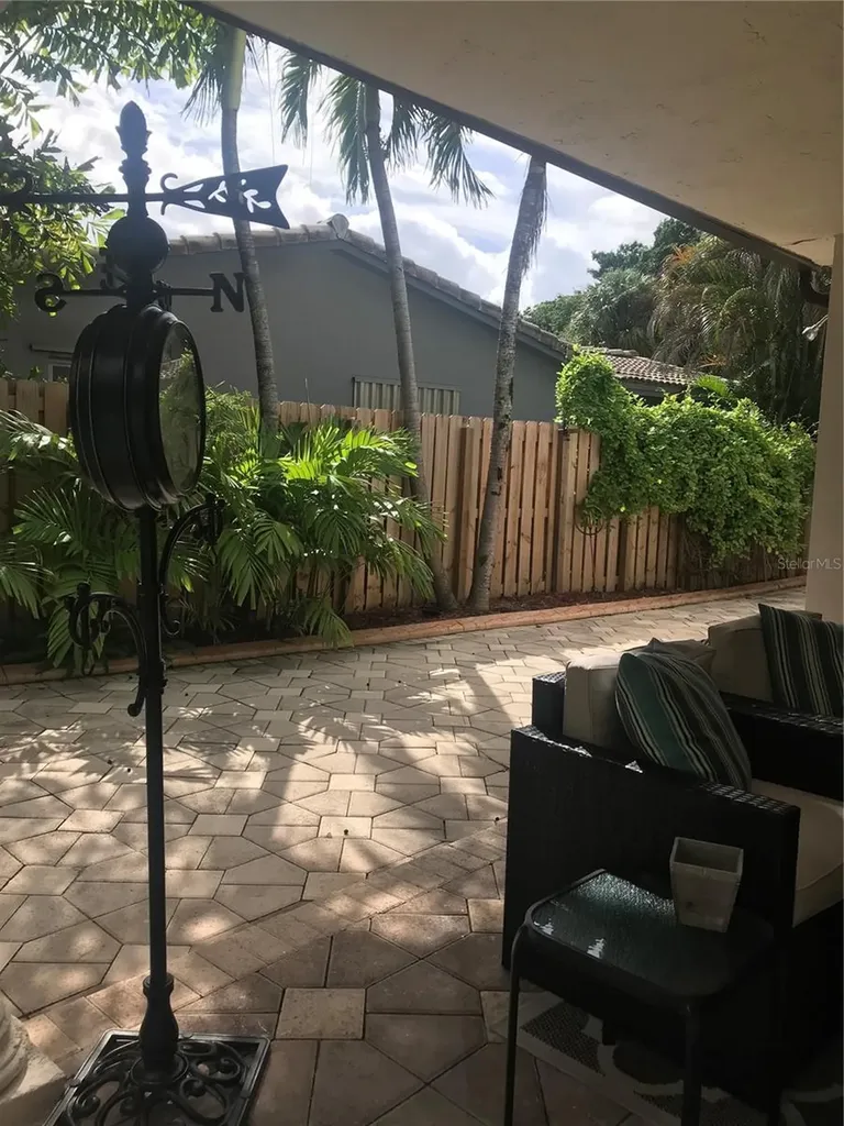 14821 Palmetto Palm Avenue Miami Lakes FL 33014
