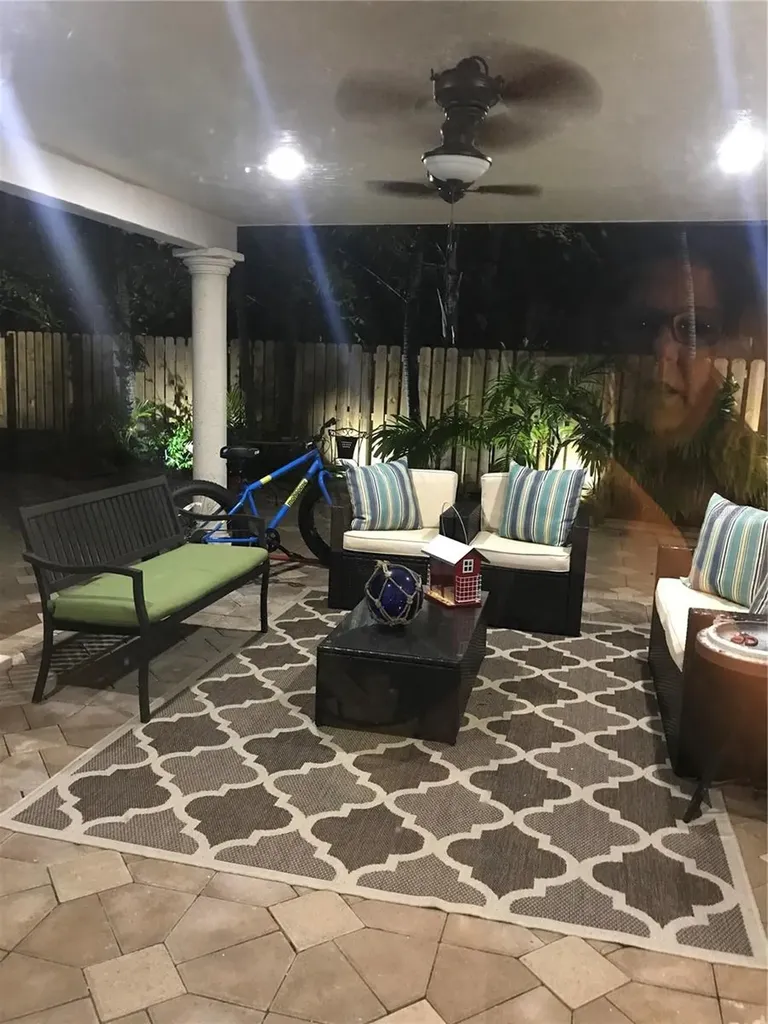 14821 Palmetto Palm Avenue Miami Lakes FL 33014