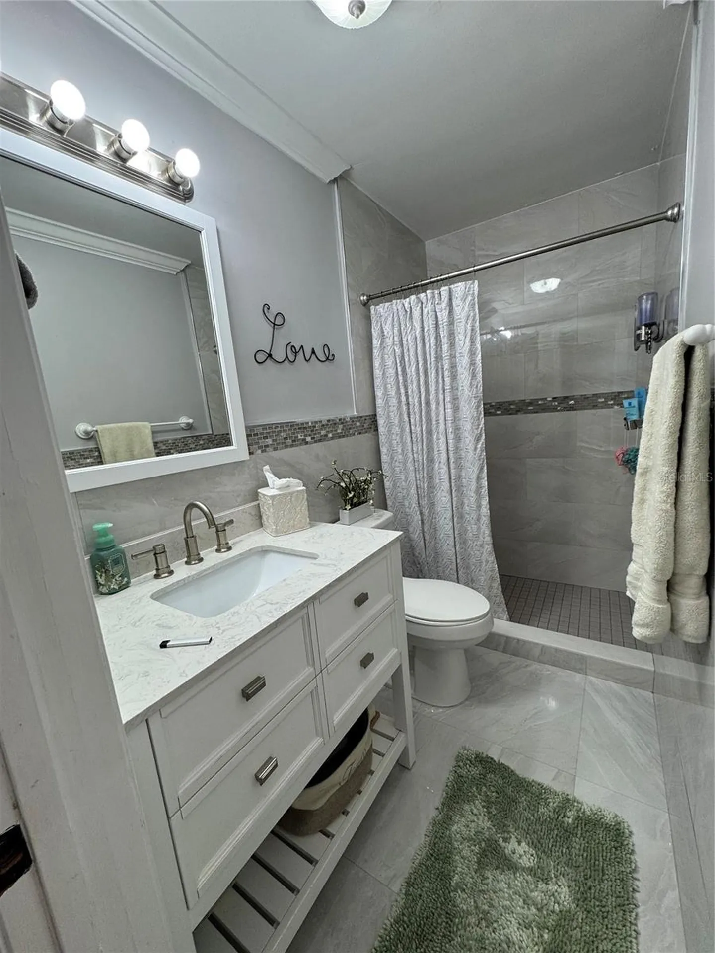 14821 Palmetto Palm Avenue Miami Lakes FL 33014