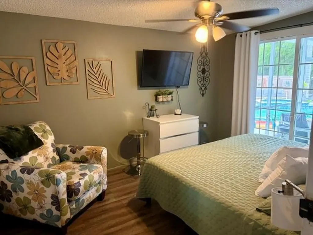 915 Harbor Hill Drive Safety Harbor FL 34695