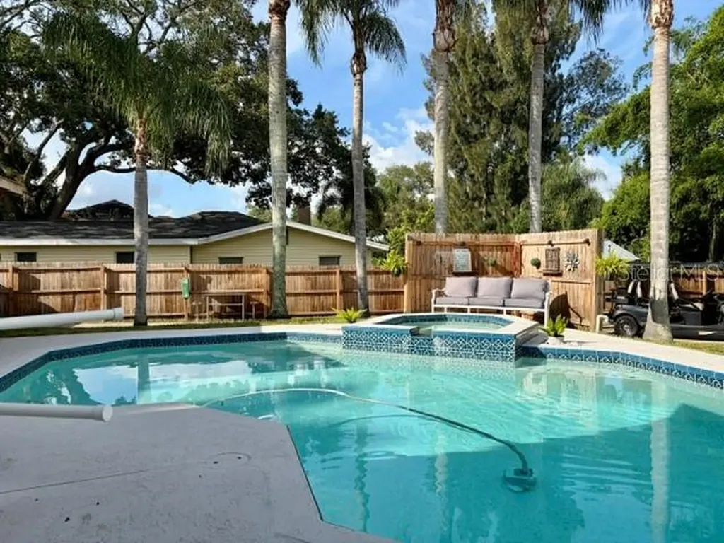915 Harbor Hill Drive Safety Harbor FL 34695
