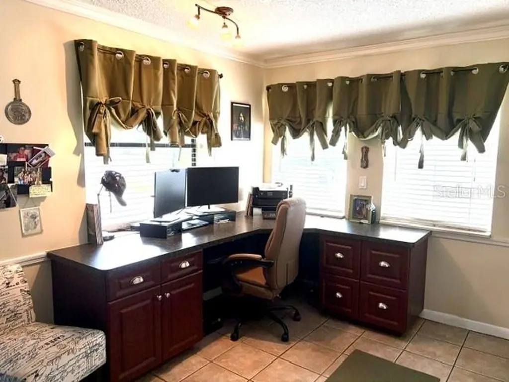 915 Harbor Hill Drive Safety Harbor FL 34695