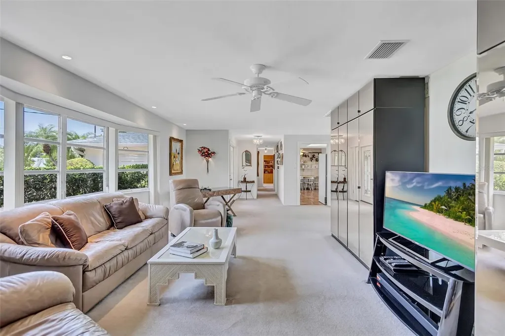 3807 Jaffa Drive Sarasota FL 34239