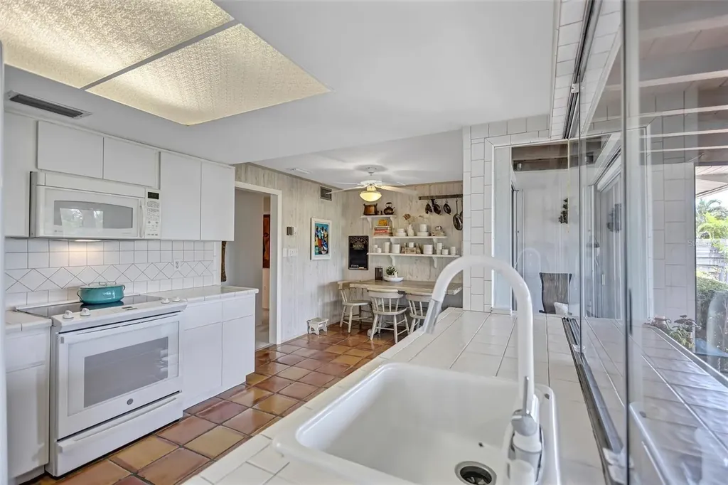 3807 Jaffa Drive Sarasota FL 34239