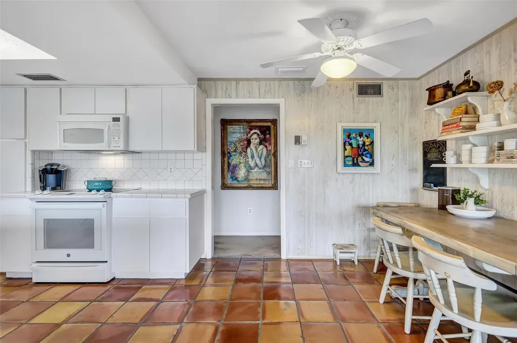 3807 Jaffa Drive Sarasota FL 34239