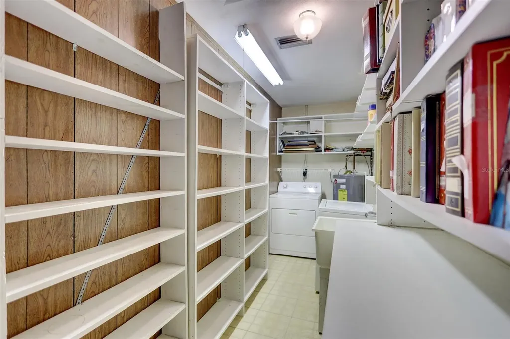 3807 Jaffa Drive Sarasota FL 34239