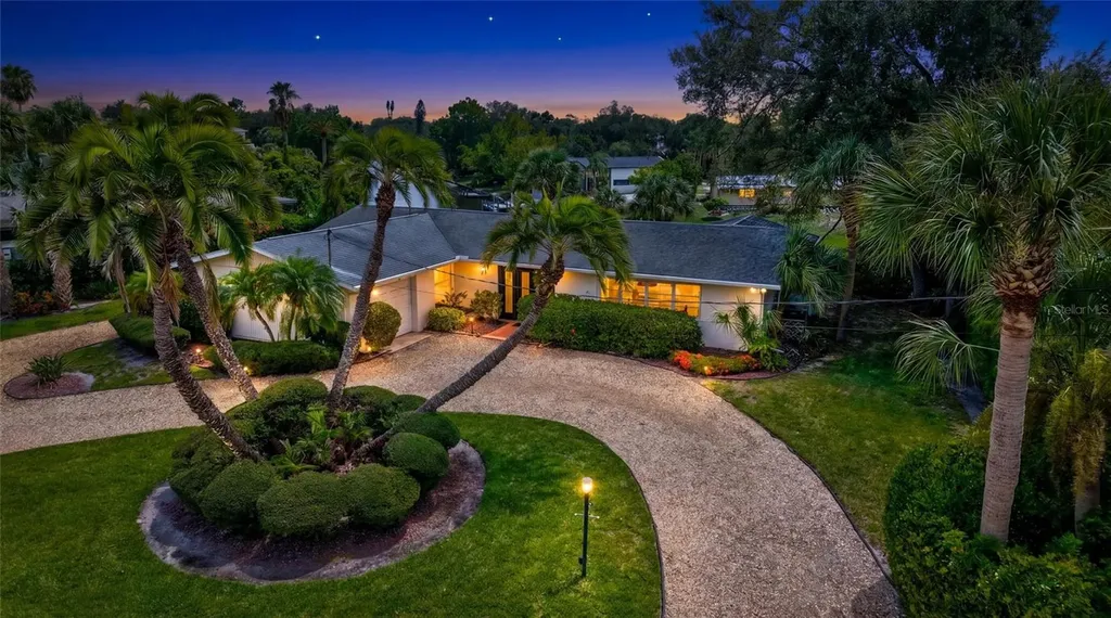 3807 Jaffa Drive Sarasota FL 34239