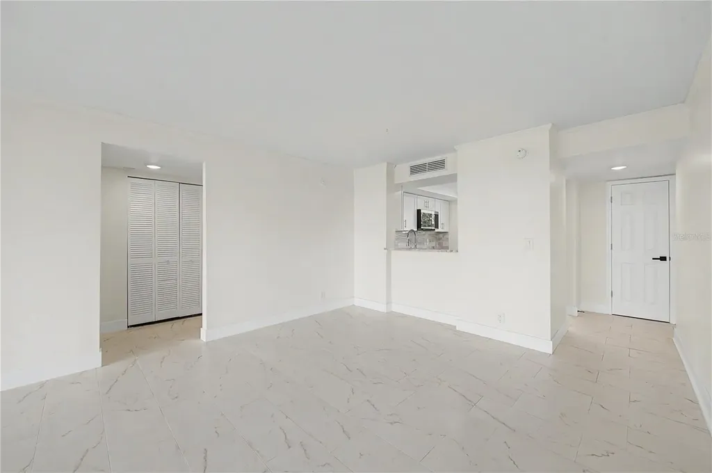 2618 Cove Cay Drive Clearwater FL 33760