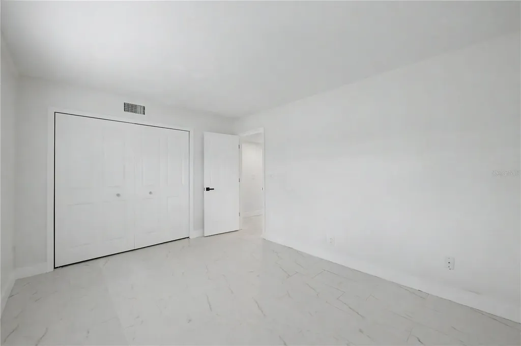 2618 Cove Cay Drive Clearwater FL 33760