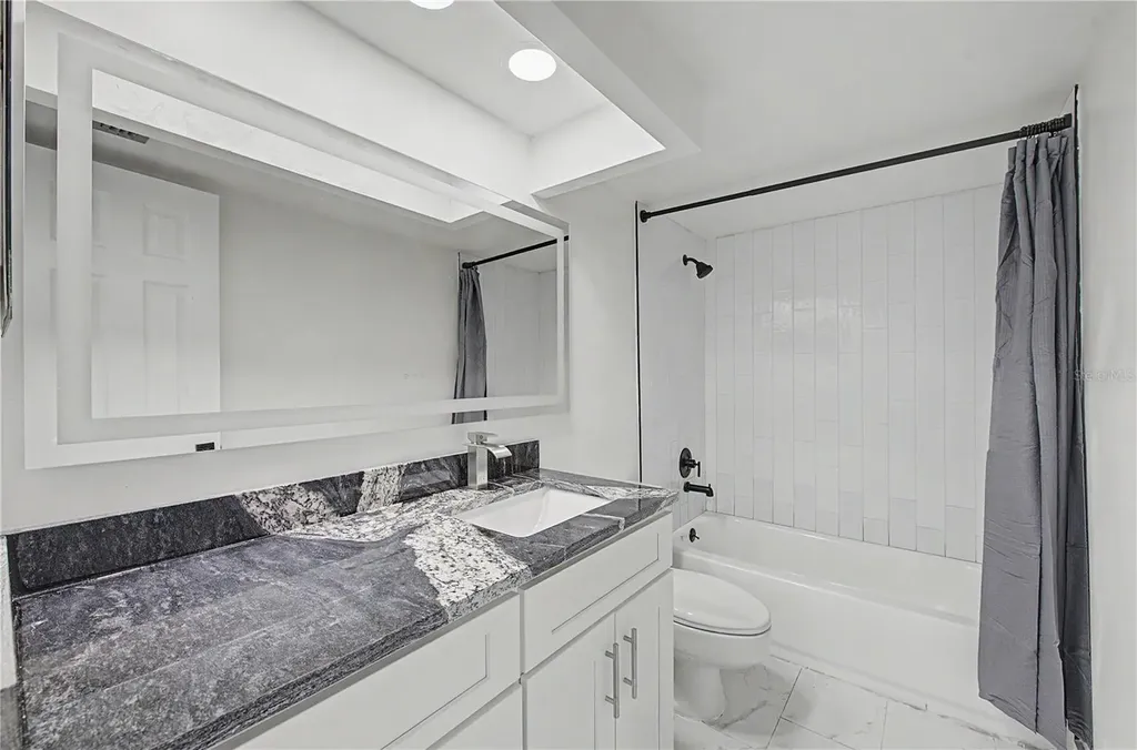 2618 Cove Cay Drive Clearwater FL 33760