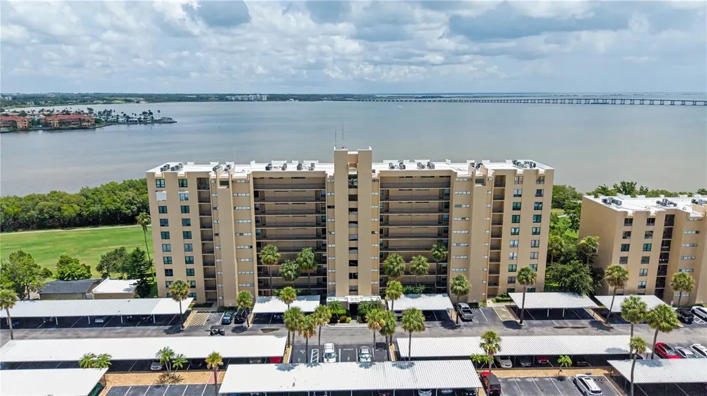 2618 Cove Cay Drive Clearwater FL 33760