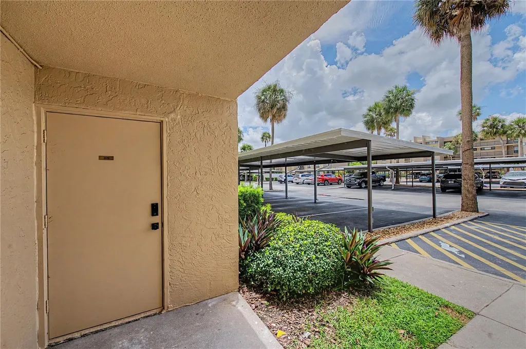 2618 Cove Cay Drive Clearwater FL 33760
