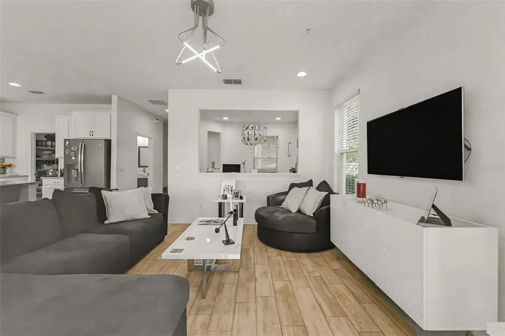 15680 Orange Harvest Loop Winter Garden FL 34787