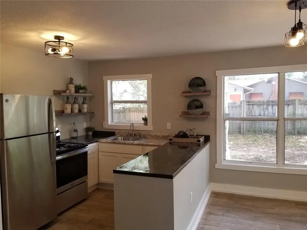 1403 Noble Place Orlando FL 32801