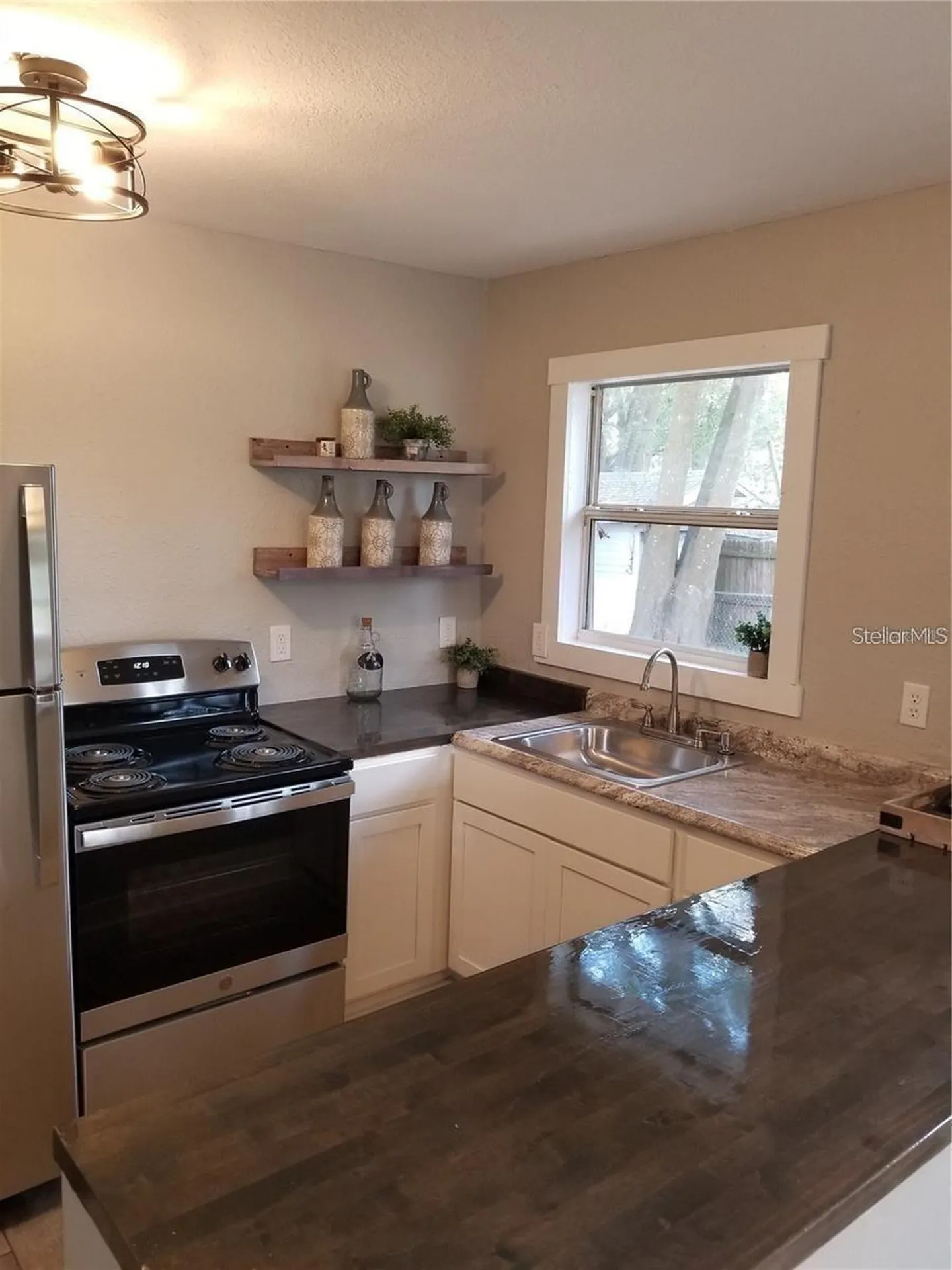 1403 Noble Place Orlando FL 32801