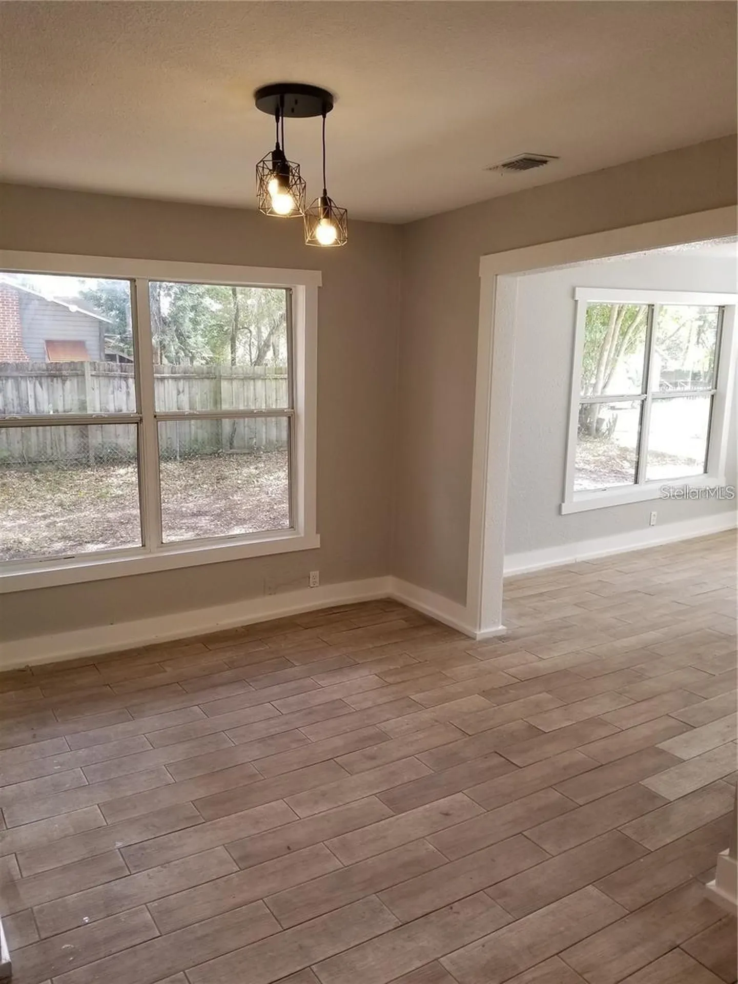 1403 Noble Place Orlando FL 32801