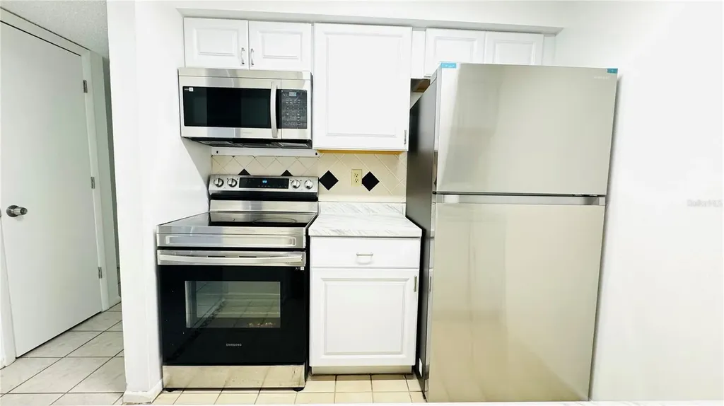 4032 Tumble Wood Trail Tampa FL 33613