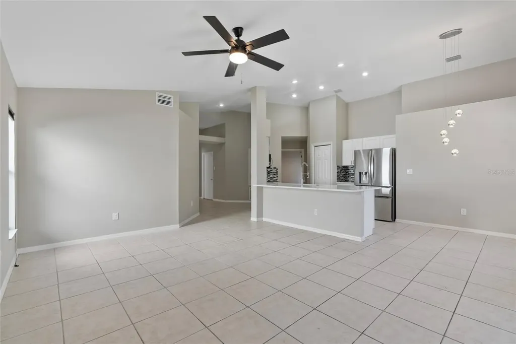 1831 Erin Brooke Drive Valrico FL 33594
