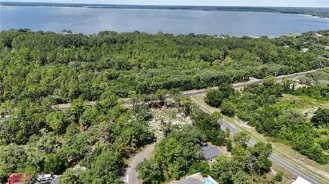 3 Bay Drive Ocklawaha FL 32179