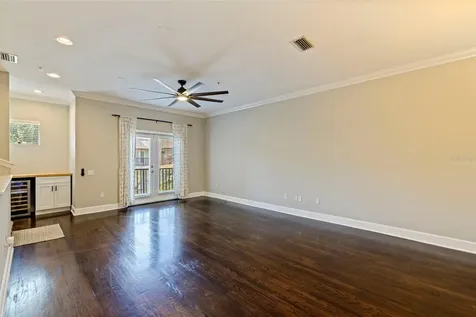 521 101st Avenue N St Petersburg FL 33702