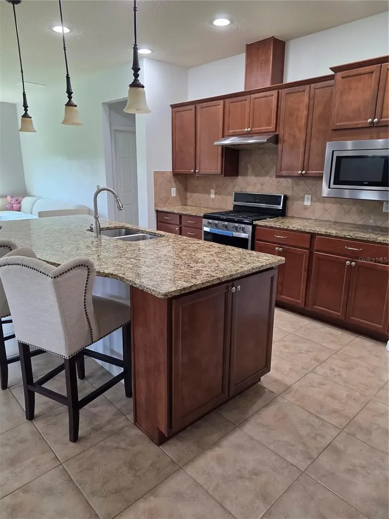 576 Cantabria Drive Davenport FL 33837